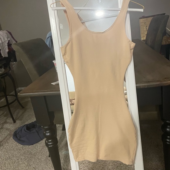 Dress Spanx/Slip - Picture 3 of 6